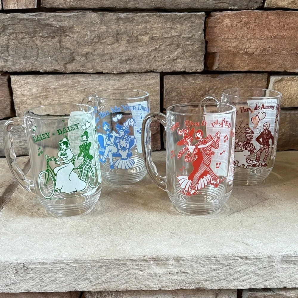 Vintage 1950s Hazel Atlas collectors glass mugs